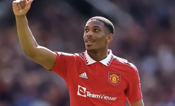 六强背后的 六强背后的